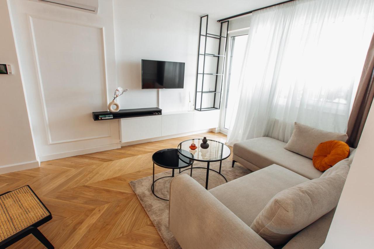 Stan Na Dan - Chic Home Баня-Лука Экстерьер фото